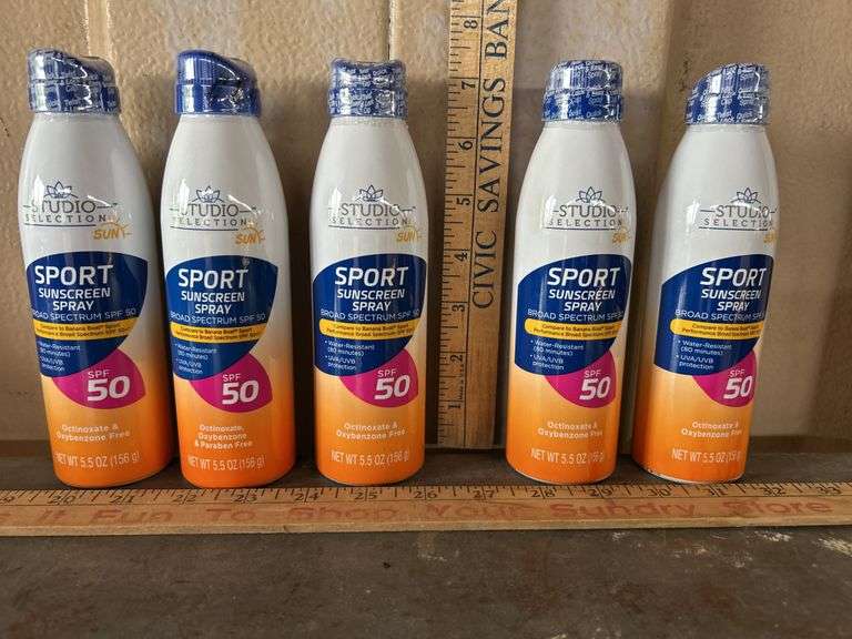 5 Studio Selection Sportscreen Spray SPF50 Unopened Exp. Date 2024