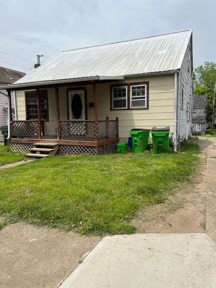 527 N 15th Street Coshocton OH 43812 - Reserve: $60,000
