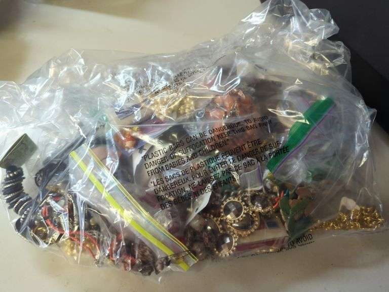 Large bag of Costume jewelry