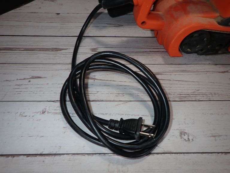BLACK & DECKER DS321 7amp 3