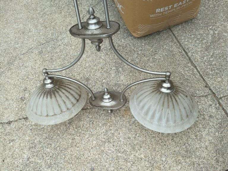 Light chandelier