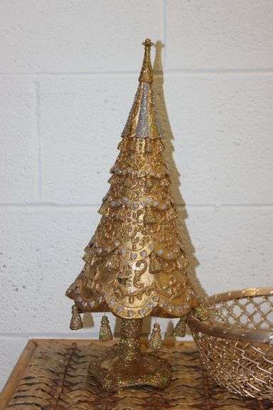 Christmas Tree, & Baskets