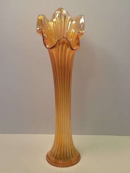 Fenton Fine Rib Vase