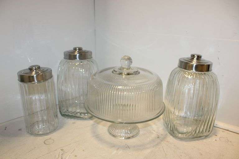 Glass Canisters & Cake Stands