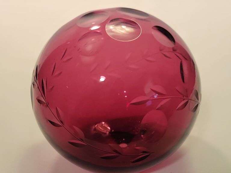 Bennett Cranberry Orb Etched Ball
