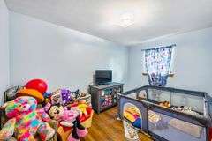 Multiple Property Real Estate Auction - 4 Unit Apartment, 6 Unit Apartment, 3 Vacant Lots