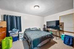 Multiple Property Real Estate Auction - 4 Unit Apartment, 6 Unit Apartment, 3 Vacant Lots