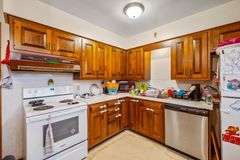 Multiple Property Real Estate Auction - 4 Unit Apartment, 6 Unit Apartment, 3 Vacant Lots
