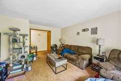 Multiple Property Real Estate Auction - 4 Unit Apartment, 6 Unit Apartment, 3 Vacant Lots
