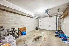 Multiple Property Real Estate Auction - 4 Unit Apartment, 6 Unit Apartment, 3 Vacant Lots