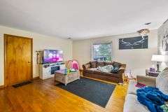 Multiple Property Real Estate Auction - 4 Unit Apartment, 6 Unit Apartment, 3 Vacant Lots