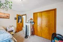 Multiple Property Real Estate Auction - 4 Unit Apartment, 6 Unit Apartment, 3 Vacant Lots