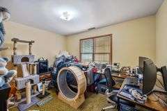 Multiple Property Real Estate Auction - 4 Unit Apartment, 6 Unit Apartment, 3 Vacant Lots