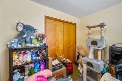 Multiple Property Real Estate Auction - 4 Unit Apartment, 6 Unit Apartment, 3 Vacant Lots