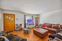 Multiple Property Real Estate Auction - 4 Unit Apartment, 6 Unit Apartment, 3 Vacant Lots