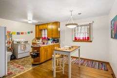 Multiple Property Real Estate Auction - 4 Unit Apartment, 6 Unit Apartment, 3 Vacant Lots