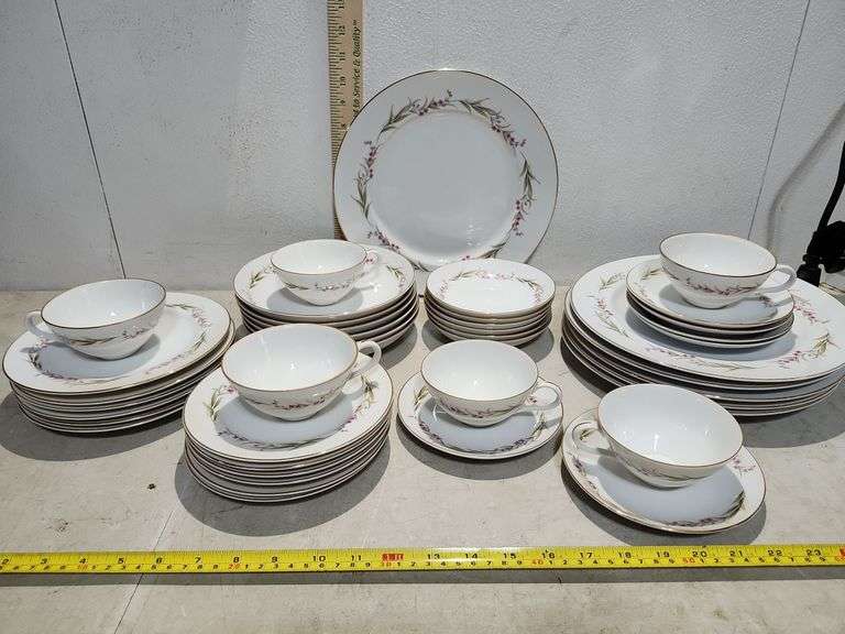 Prestige Fine China Japan Dish Set 6 Place Settings 42 Total Pieces