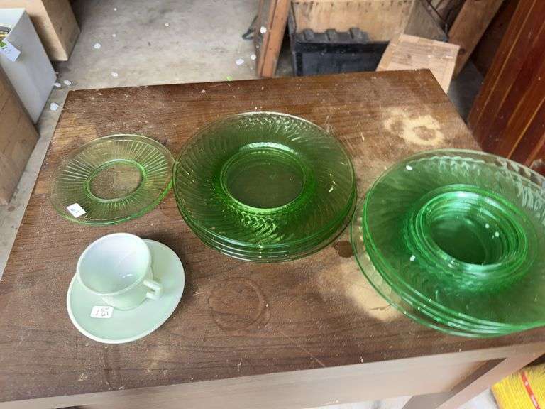 Green Uranium Glass