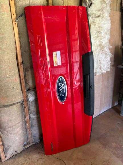 2015 Ford F-Series Pickup Truck Tailgate in Red