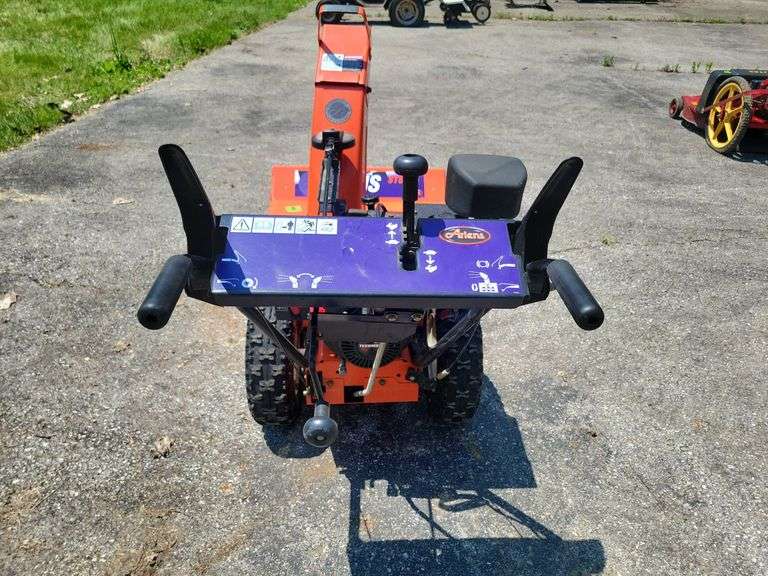 Ariens ST824LE 24” Self Propelled Snow Blower