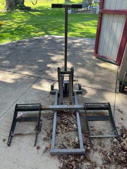 Tractor Lift