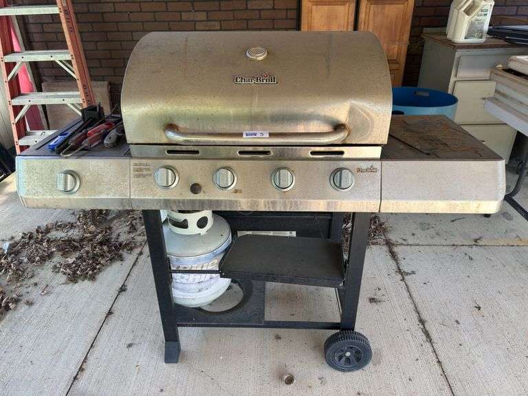 Charbroil Propane Grill