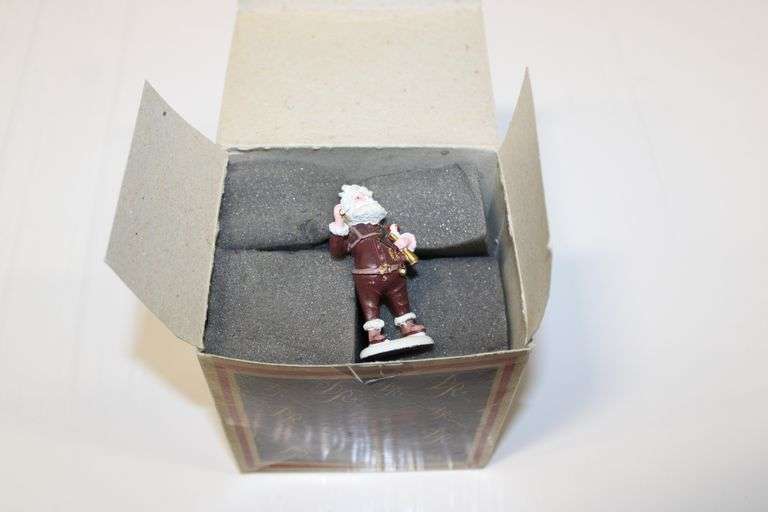 History of Santa Figure