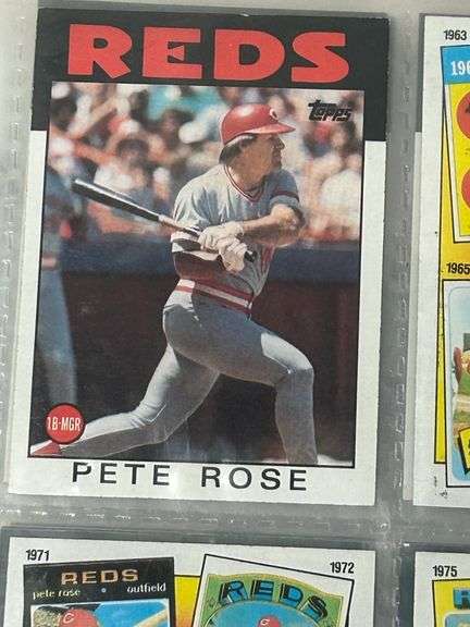 1986 Topps Baseball Card Collection – Full Binder