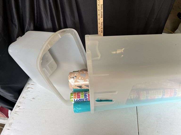 Assorted Wrapping Paper & Tote