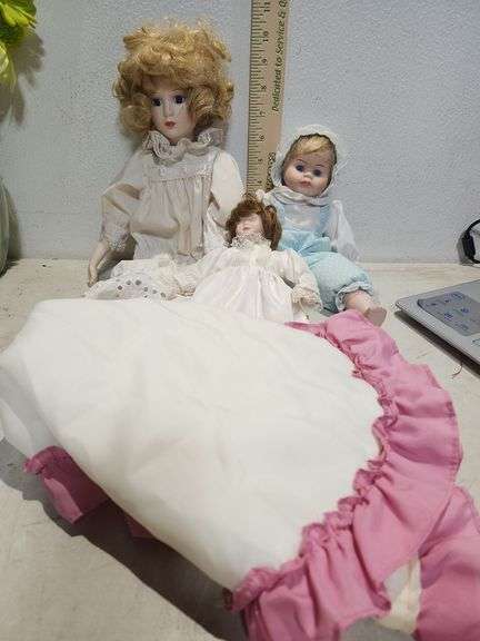 Porcelain Dolls, 7'' Missing Leg, 16'' Missing Leg, 12"