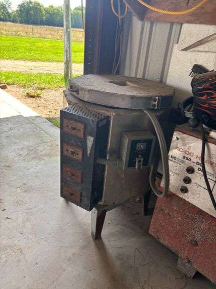 Skutt Automatic Kiln with Controller Model 231