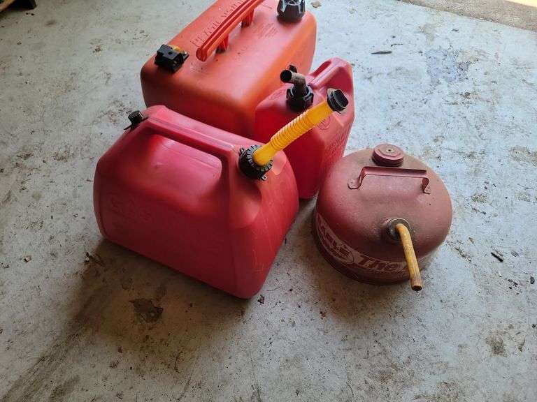 Plastic & Metal Gas Cans