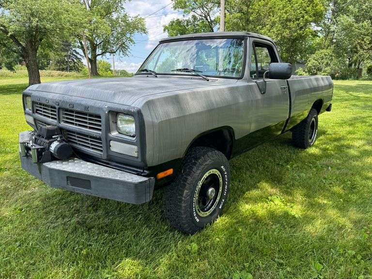 1989 Dodge Ram 2500 Pickup Truck, 4X4, Cummins Diesel
