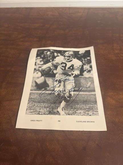 Greg Pruitt Cleveland Browns AUTOGRAPHED picture