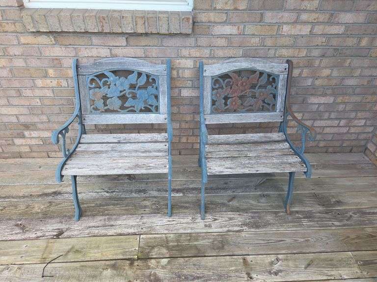 2 Outdoor Chairs