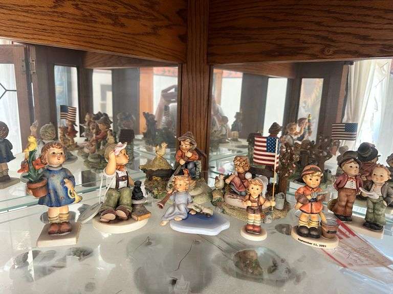 Hummel Figurines – Patriotic and Seasonal