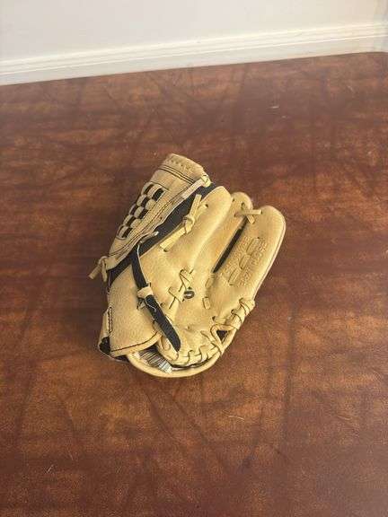 Adidas Glove 10”