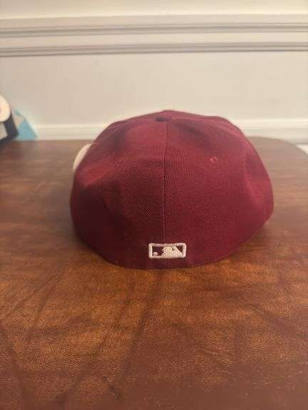 Cleveland Indians SnapBack Hat Size 7 3/4 Burgundy