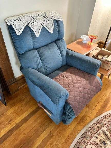 Blue Fabric Manual Recliner Chair