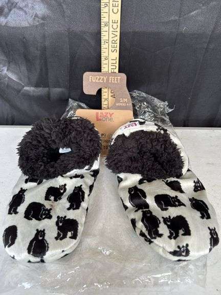 New Fuzzy Feet S/M Womens 4/7 Bear Slippers