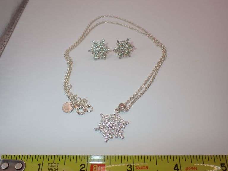 TALBOTS 22" Sterling Silver .925 Snowflake Necklace & Earrings 13.52g