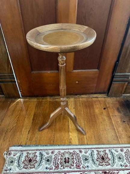 Pedestal Plant Stand or Small Accent Table