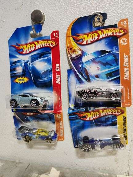 2007 Hot Wheels #21, 95, 113, 120