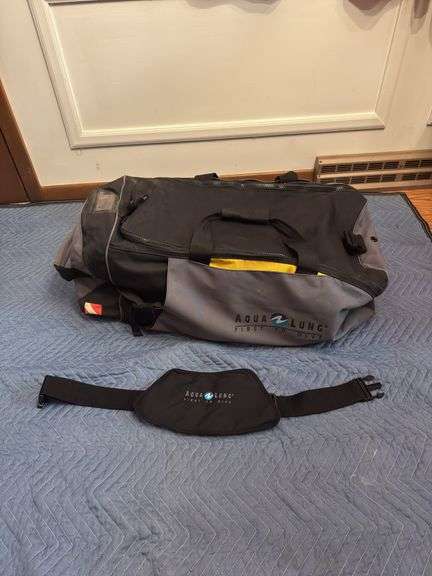 Aqua Lung First to Dive Bags