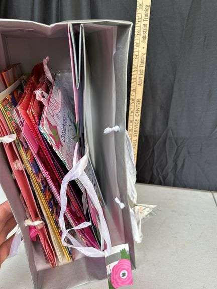 25 Assorted Gift Bags