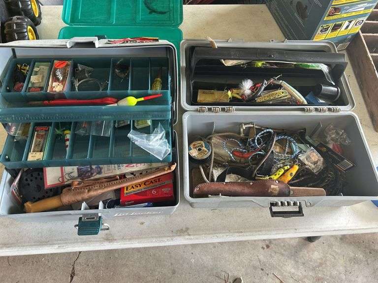 Tackle Boxes, Lures, & Fishing Knives