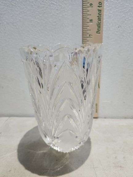 Hand Cut 24% Lead Crystal Vase U.S.S.R. 6.5'' Tall