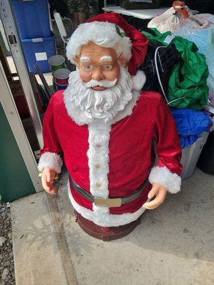 5 Ft Retractable Talking Santa Not Tested No Cord