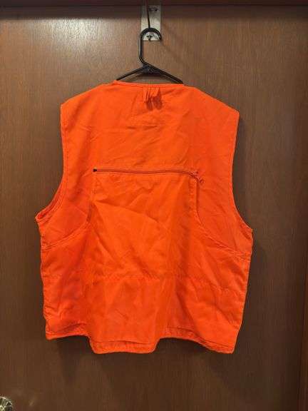 Master Sportsman Outdoor Hunting Vest Size L and Hat OS LIKE NEW