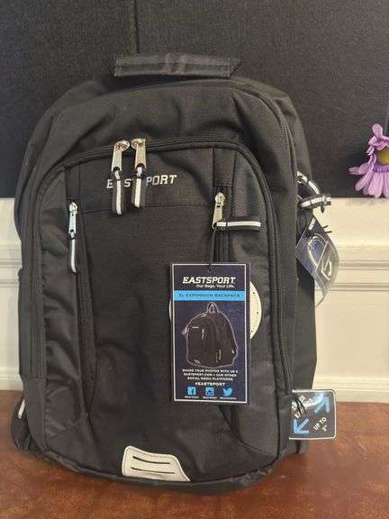 Book-Bag Eastsport NWT Very good condition